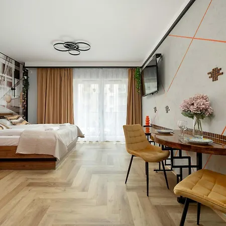 Exceptional Pet Friendly In By Renters Apartamento Wrocław